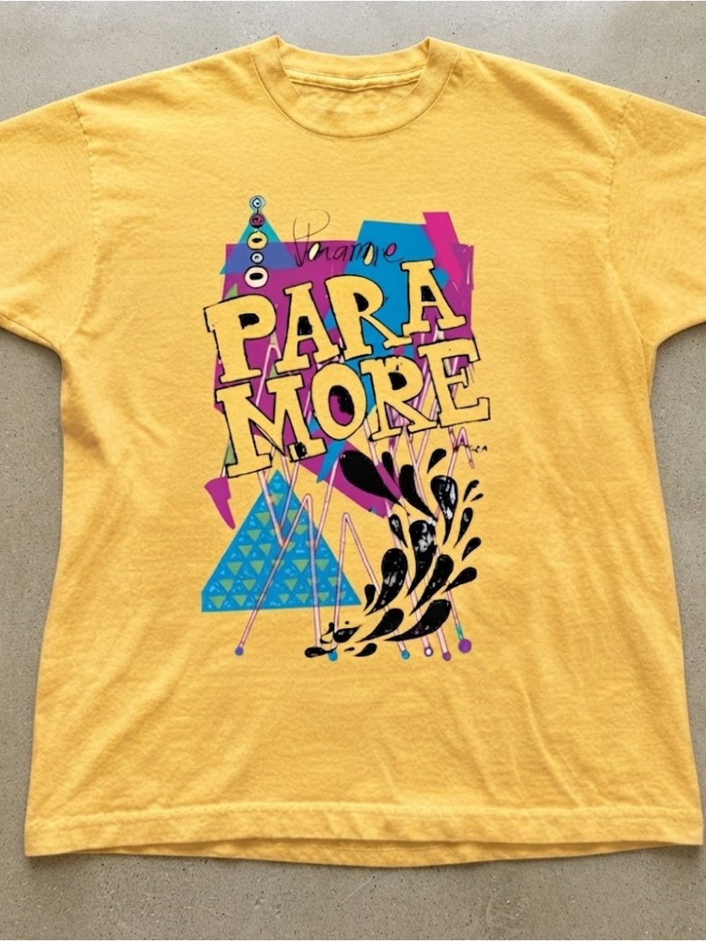 Para More Yellow Graphic Gildan T-shirt Yellow Music Band